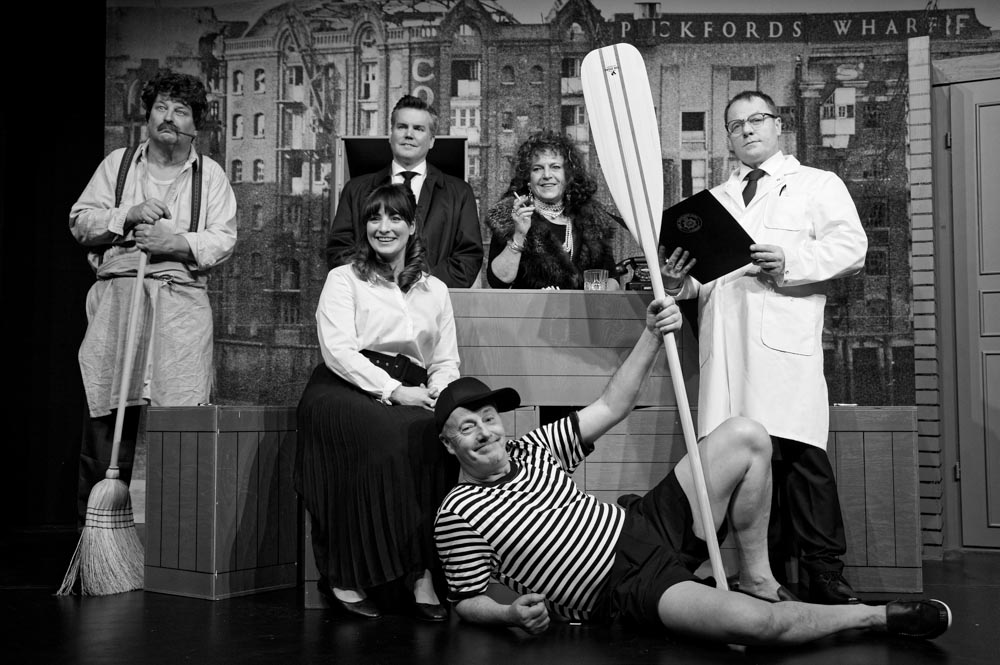 Externer Link zur Veranstaltung: Das Gasthaus an der Themse